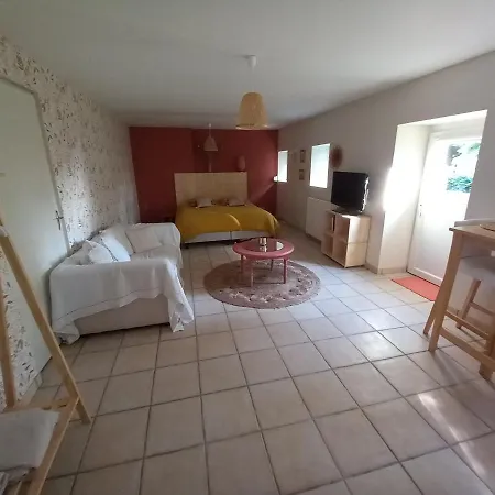 Grande Maison Familiale - 9 Chambres, 16 Couchages, 巴祖热尔